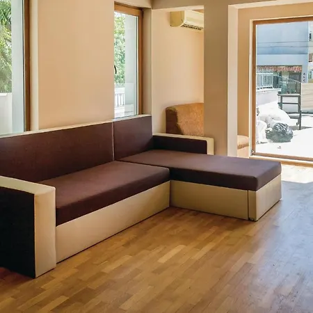 One-bedroom In Apartment Balchik